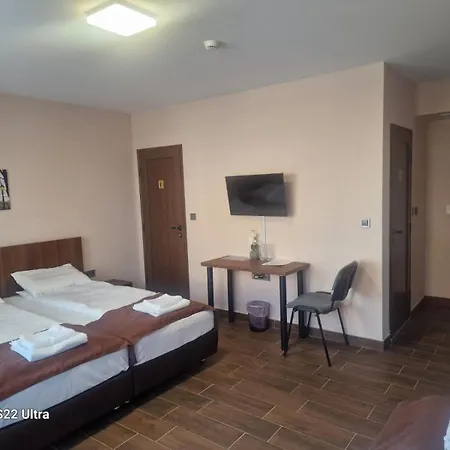 מלון стадиона פזרג'יק